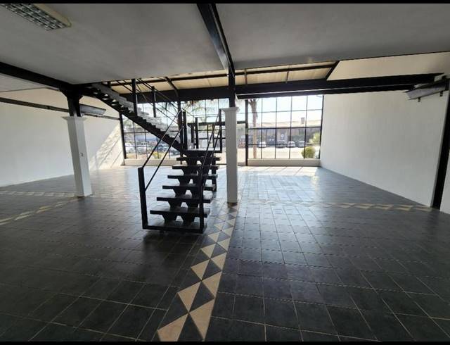 BUSINESS PROPERTY TO RENT IN LOUWLARDIA